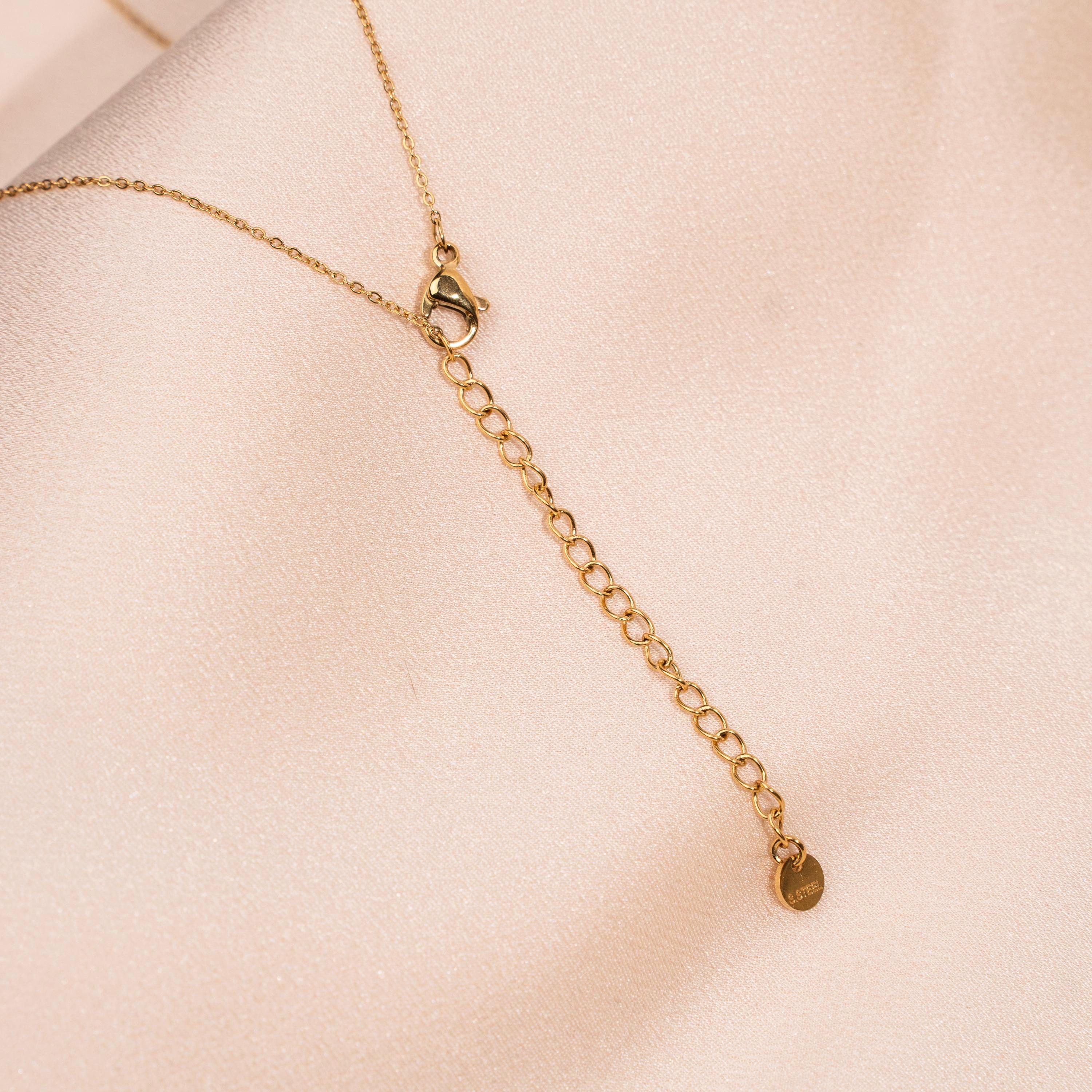 Collier femme long en acier inoxydable perles d'eau douce / Collier en Y lasso