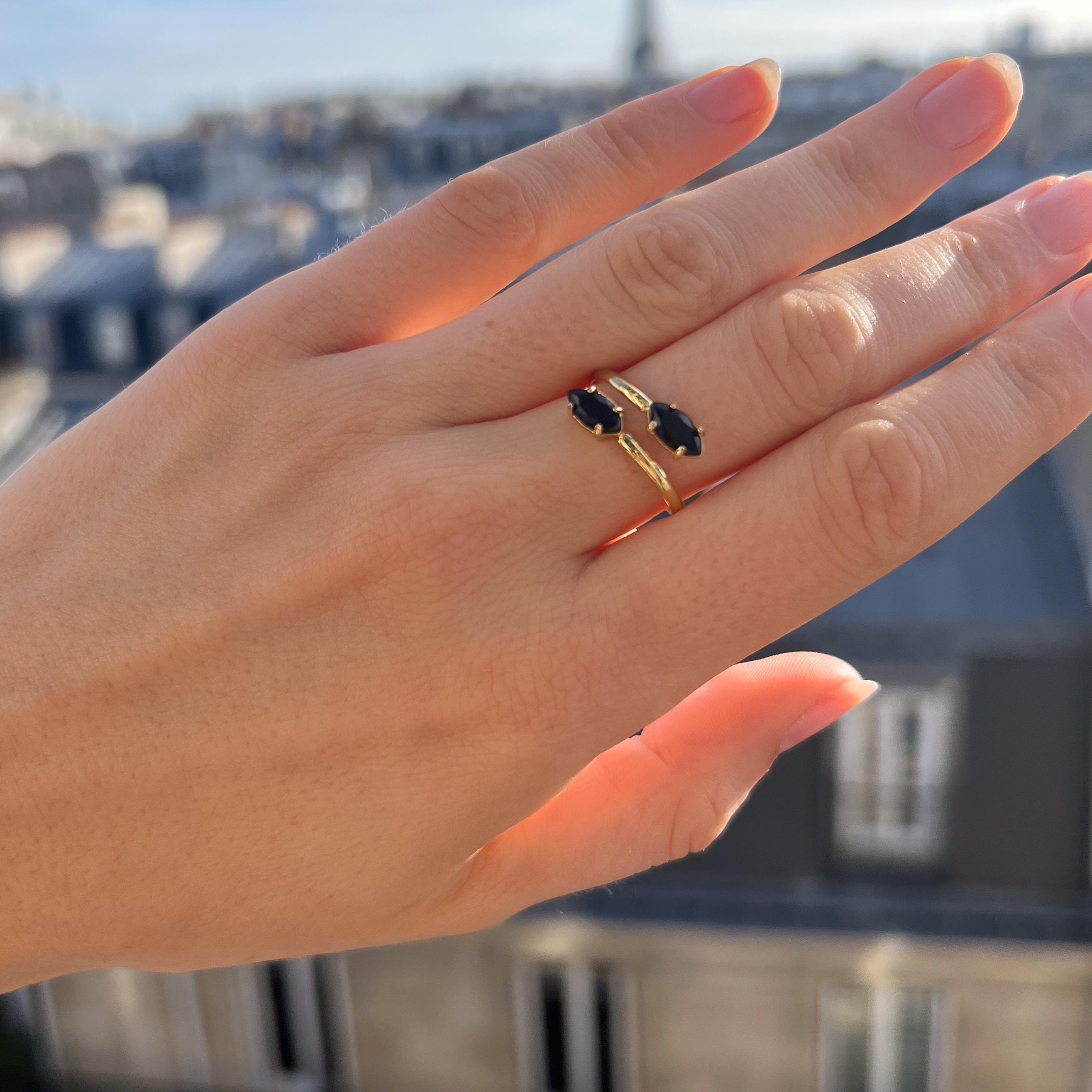 Bague femme acier inoxydable pierre noire / Bague fine réglable / Bague pierre marquise ajustable