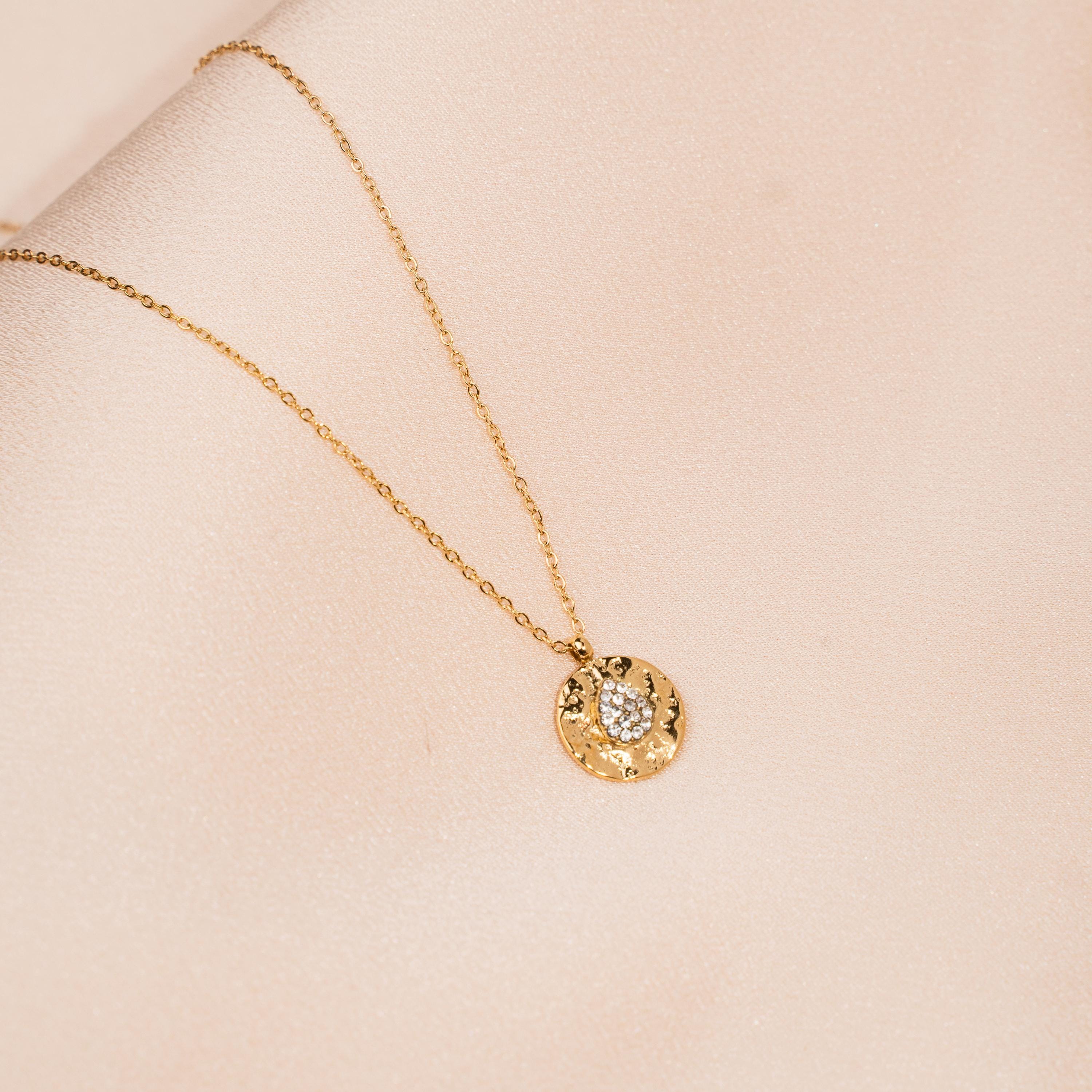 Collier fin pendentif rond martelé goutte oxyde de zirconium / Collier femme minimaliste chaine acier inoxydable / Cadeau femme