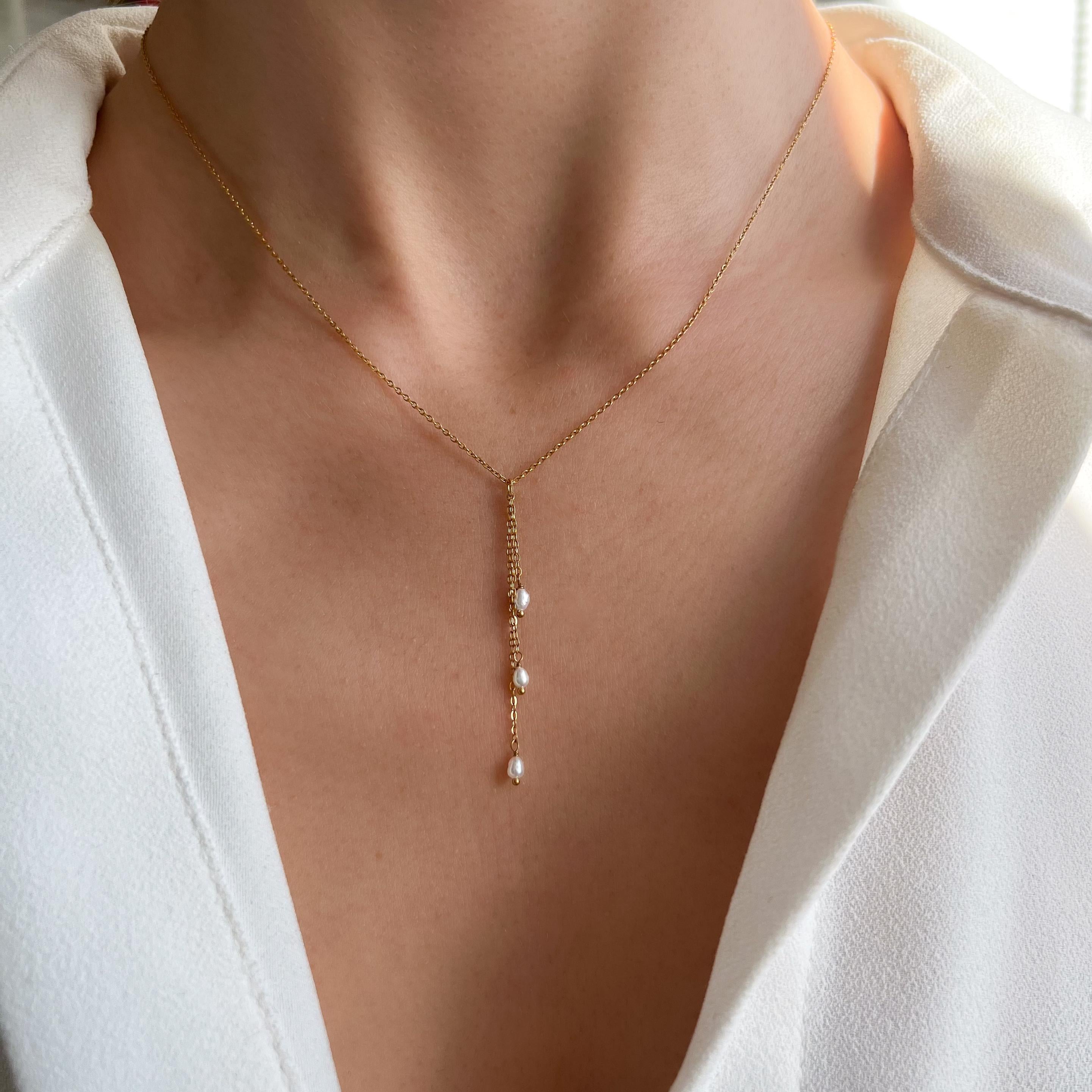 Collier femme long en acier inoxydable perles d'eau douce / Collier en Y lasso