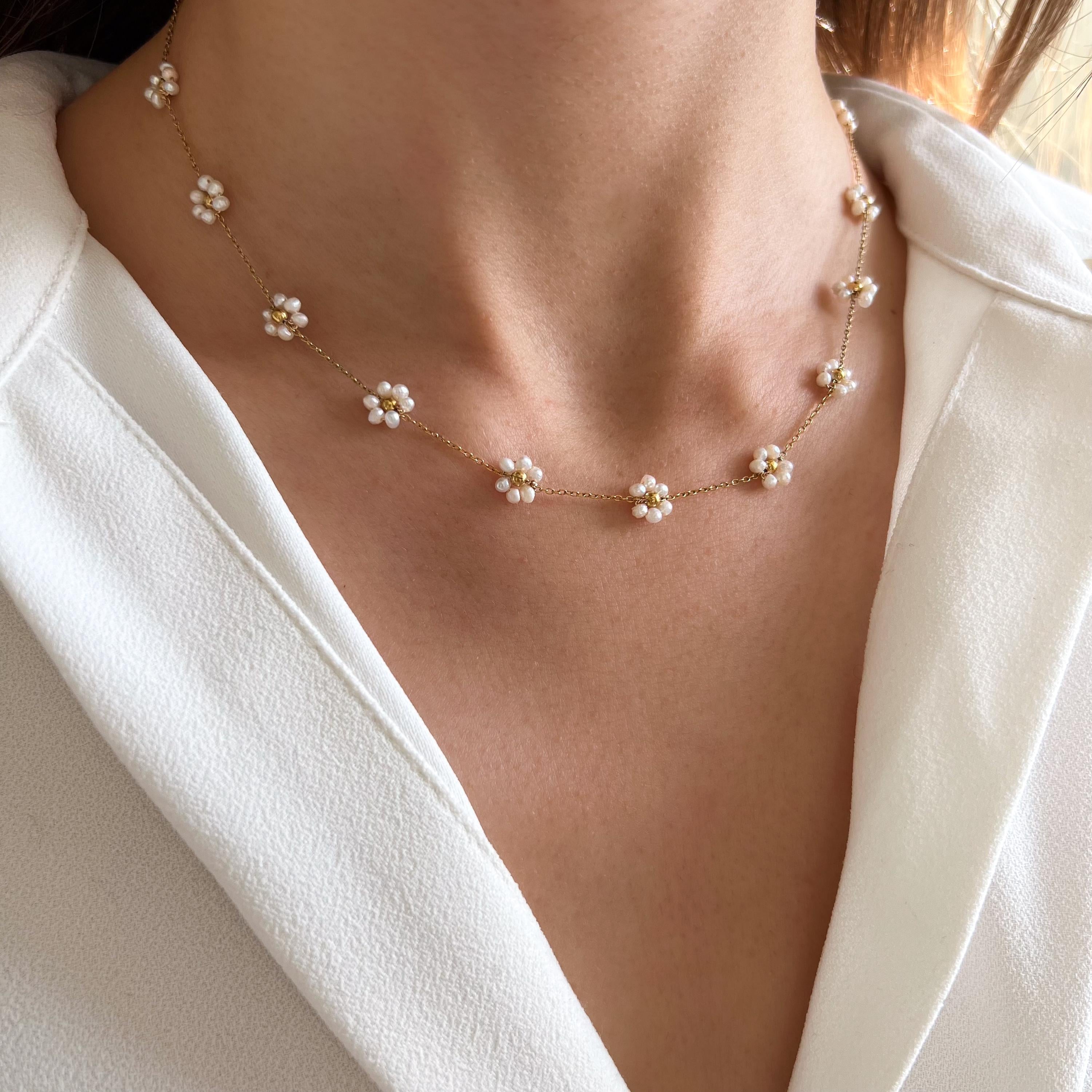 Collier fleurs en perles d'eau douce / Collier été perles en nacre