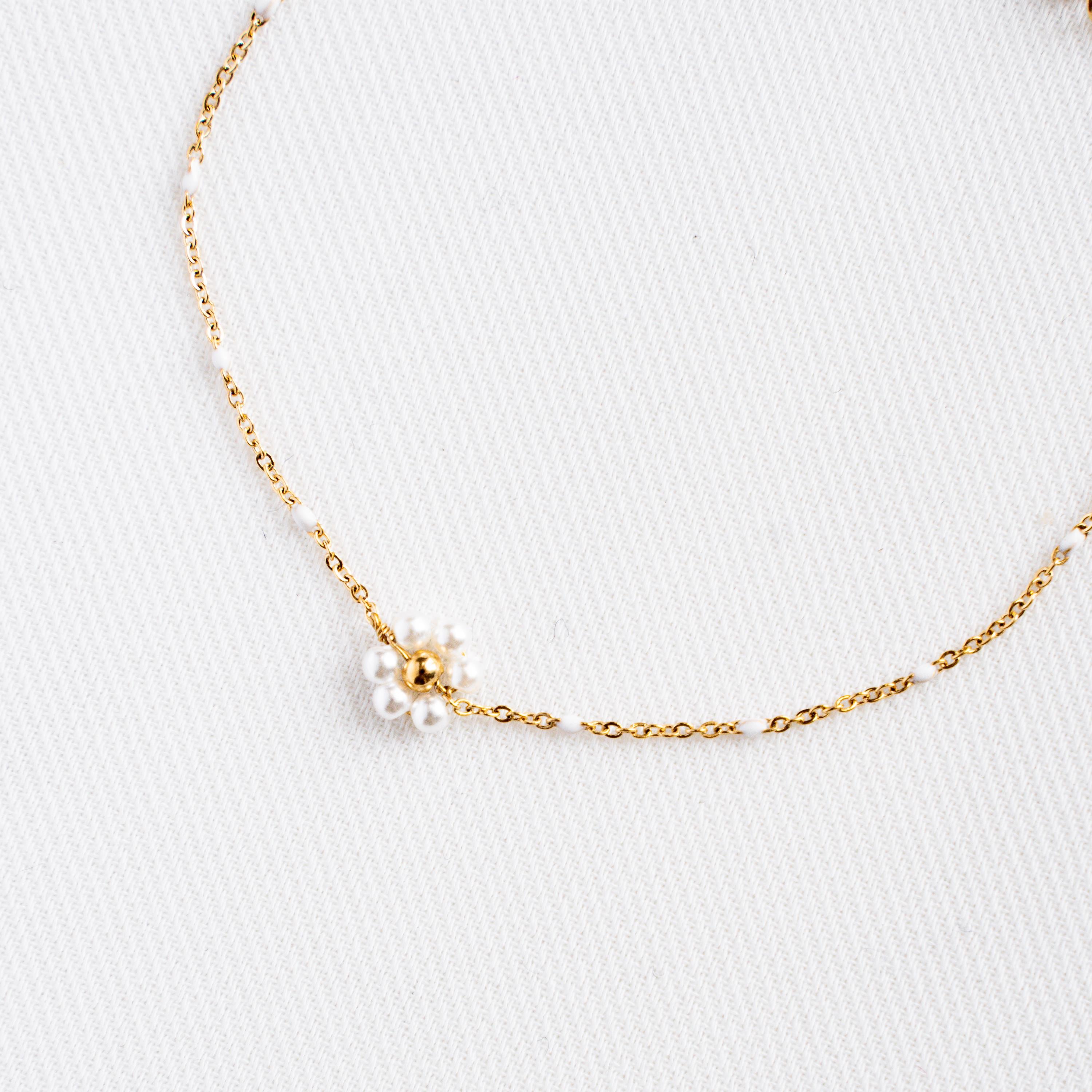 Bracelet fleur en perles blanches / Bracelet femme fleur blanche
