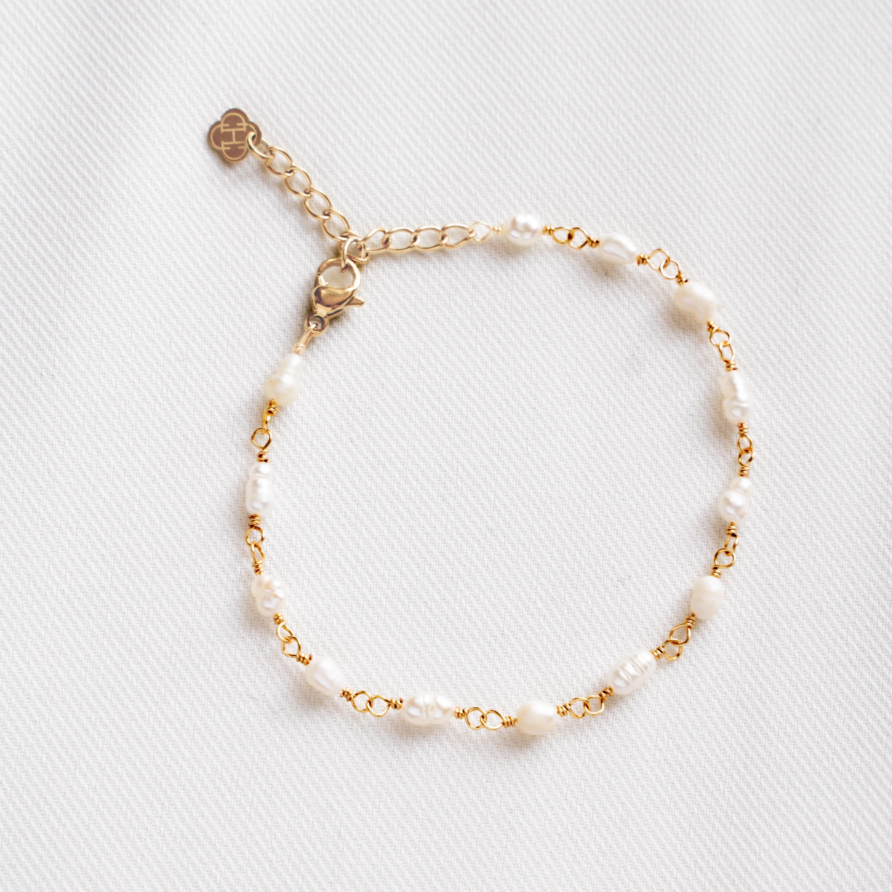 Bracelet fin perles d'eau douce / Bracelet femme perles nacre blanche