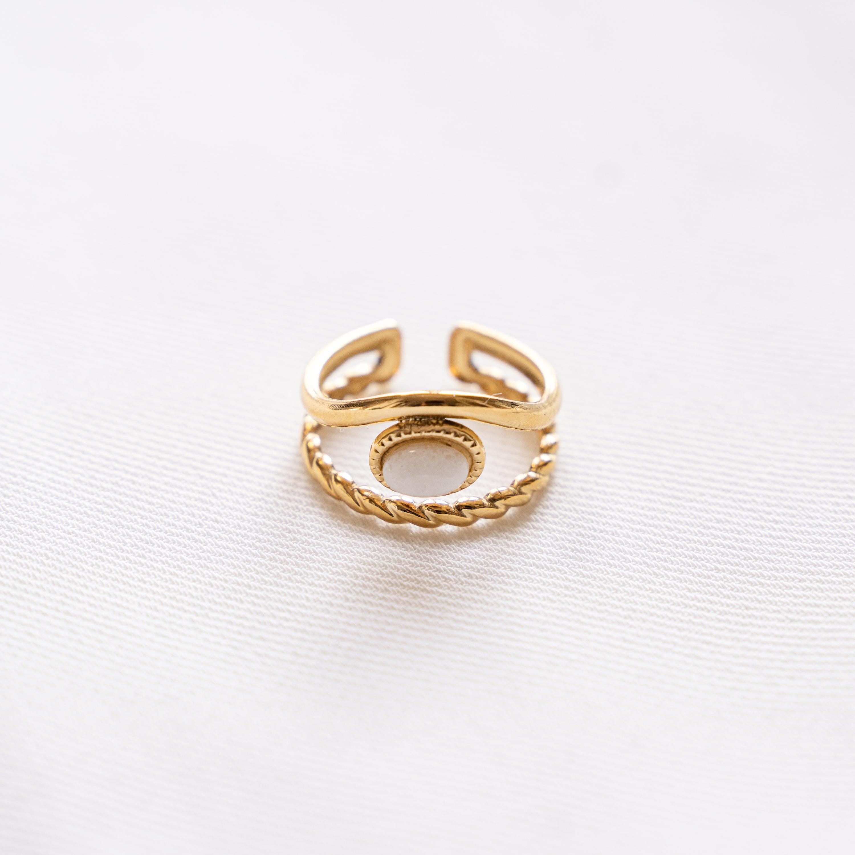 Bague femme acier inoxydable moderne pierre naturelle agate blanche / bague fine réglable dorée water resistant